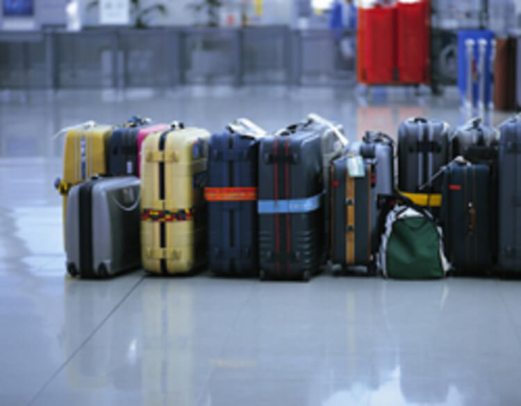 Đánh dấu vali, túi xách khi đi du lịch