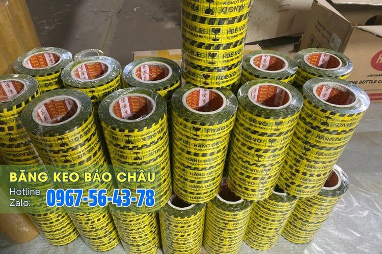 Không Làm Sạch Bề Mặt Trước Khi Dán Băng Keo